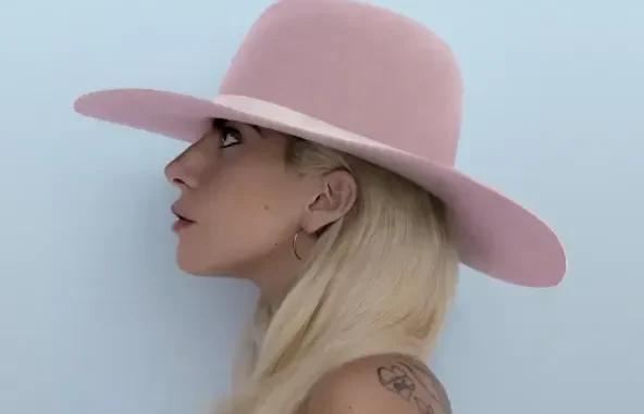Joanne (Deluxe) Lady Gaga Joanne (Deluxe) Lady Gaga